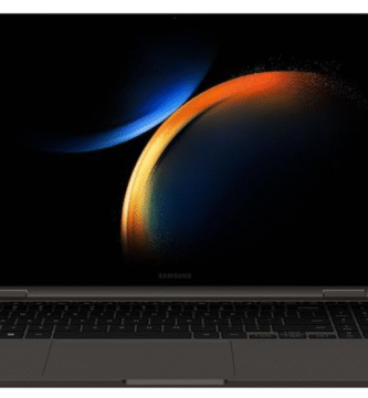 Foto de frente do Notebook Samsung Galaxy Book3